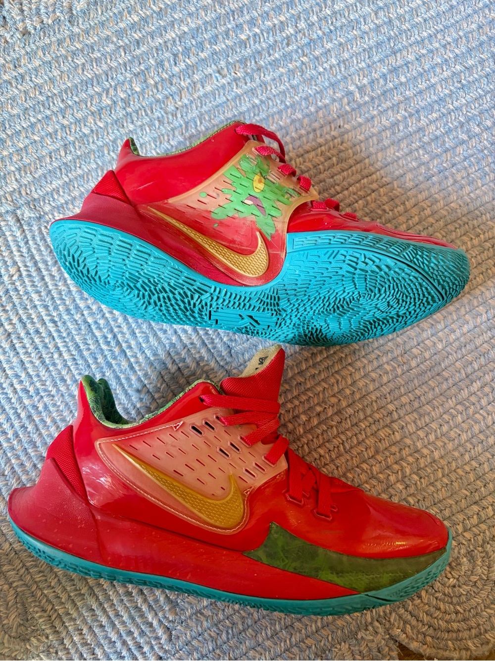 SpongeBob SquarePants x Nike Kyrie Low 2 'Mr. Krabs' Sneakers 9.5